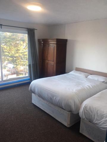 The Clacton Hotel Экстерьер фото