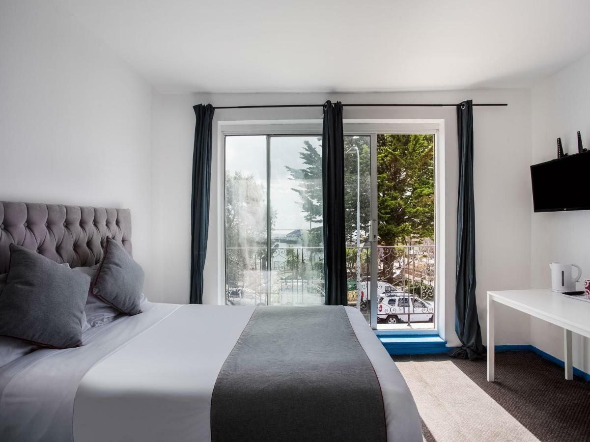 The Clacton Hotel Экстерьер фото