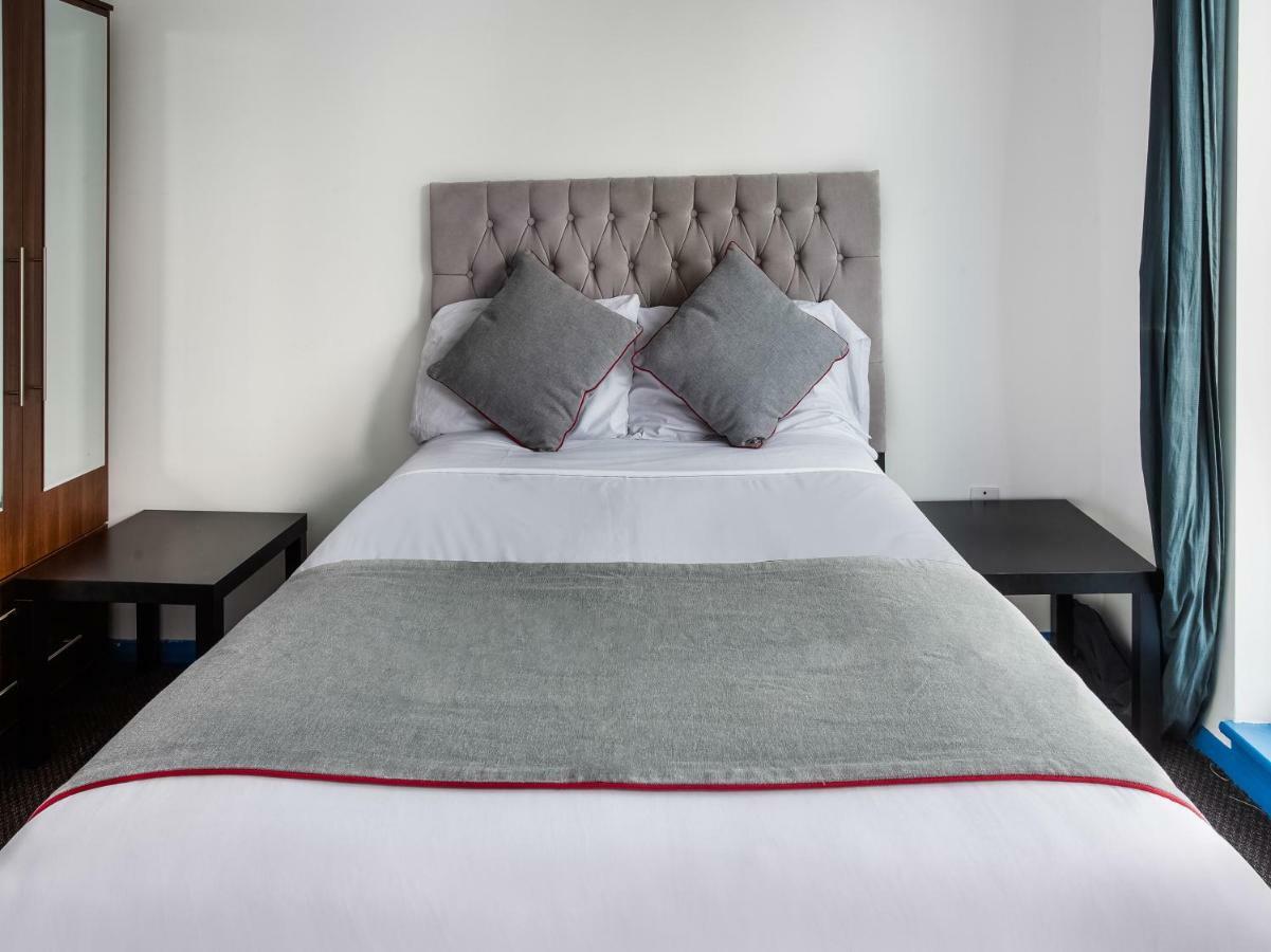 The Clacton Hotel Экстерьер фото